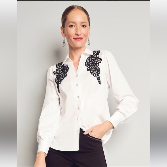 :: CHICO’S Poplin Black Lace on White Appliqué Blouse Dressy Shirt SOLD … - Picture 4 of 14